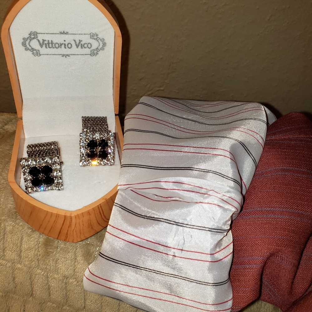 Cufflinks